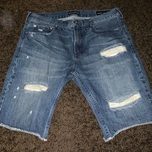 Bullhead men’s jean shorts distressed skinny
